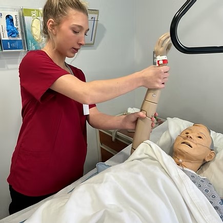 Certified Nursing Assistant & Home Health (Online/Hybrid)